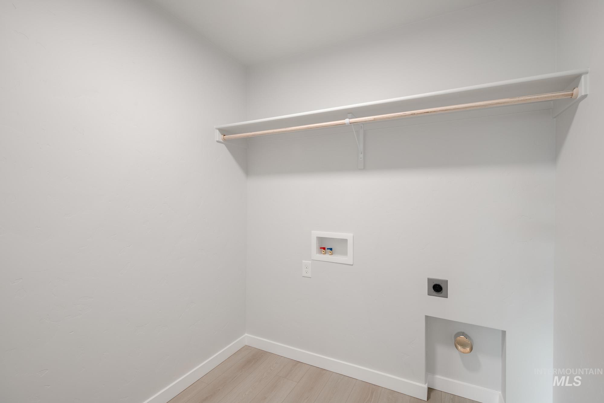 3394 E Red Maple Ct, Nampa, Idaho 83686, 4 Bedrooms, 2.5 Bathrooms, Residential For Sale, Price $454,990,MLS 98965364