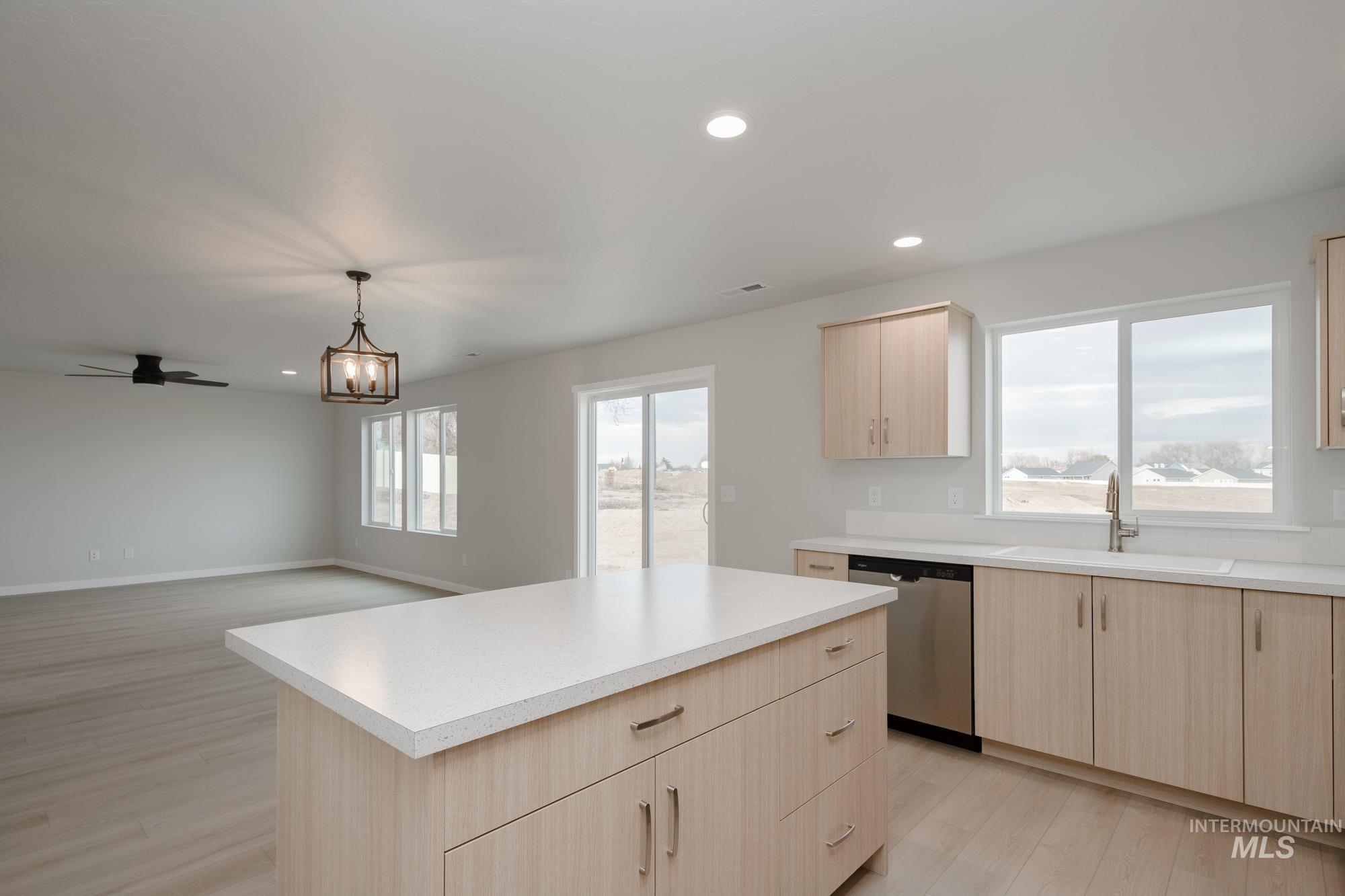 3394 E Red Maple Ct, Nampa, Idaho 83686, 4 Bedrooms, 2.5 Bathrooms, Residential For Sale, Price $454,990,MLS 98965364