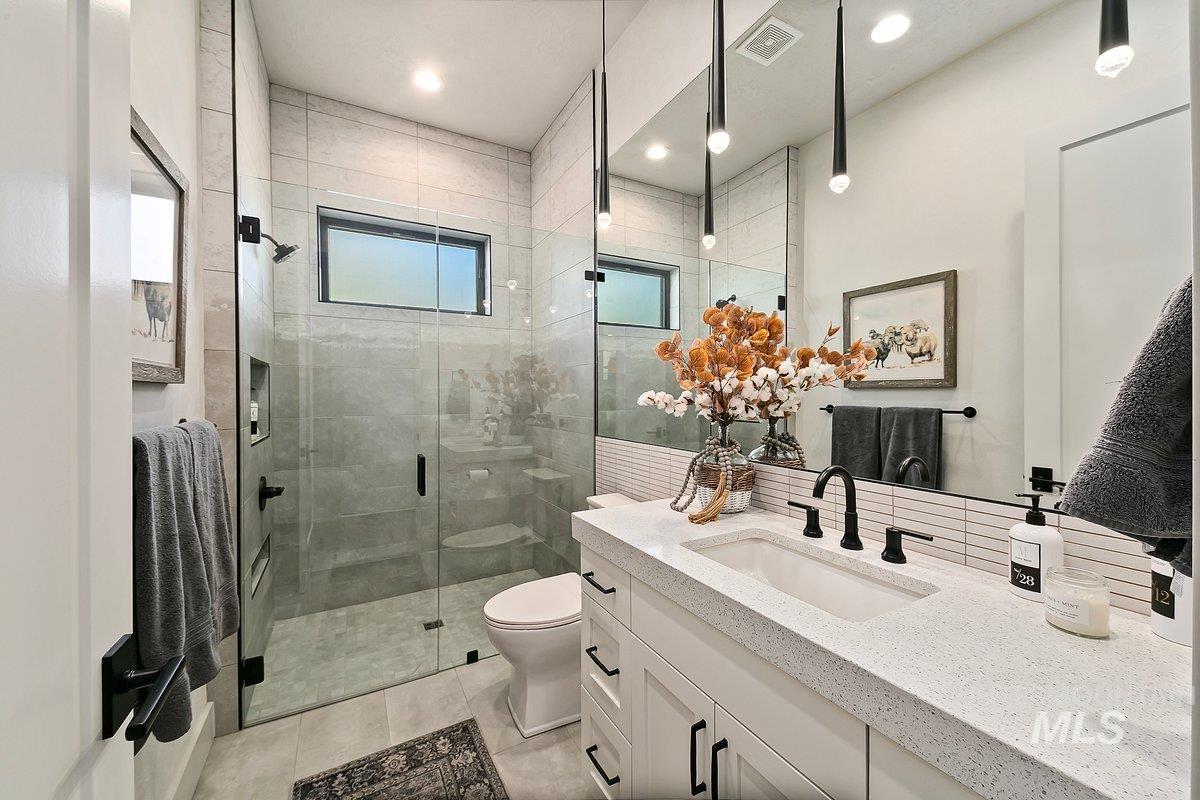 10205 Copperhead Lane, Caldwell, Idaho 83607, 3 Bedrooms, 3 Bathrooms, Residential For Sale, Price $1,395,000, 98965365