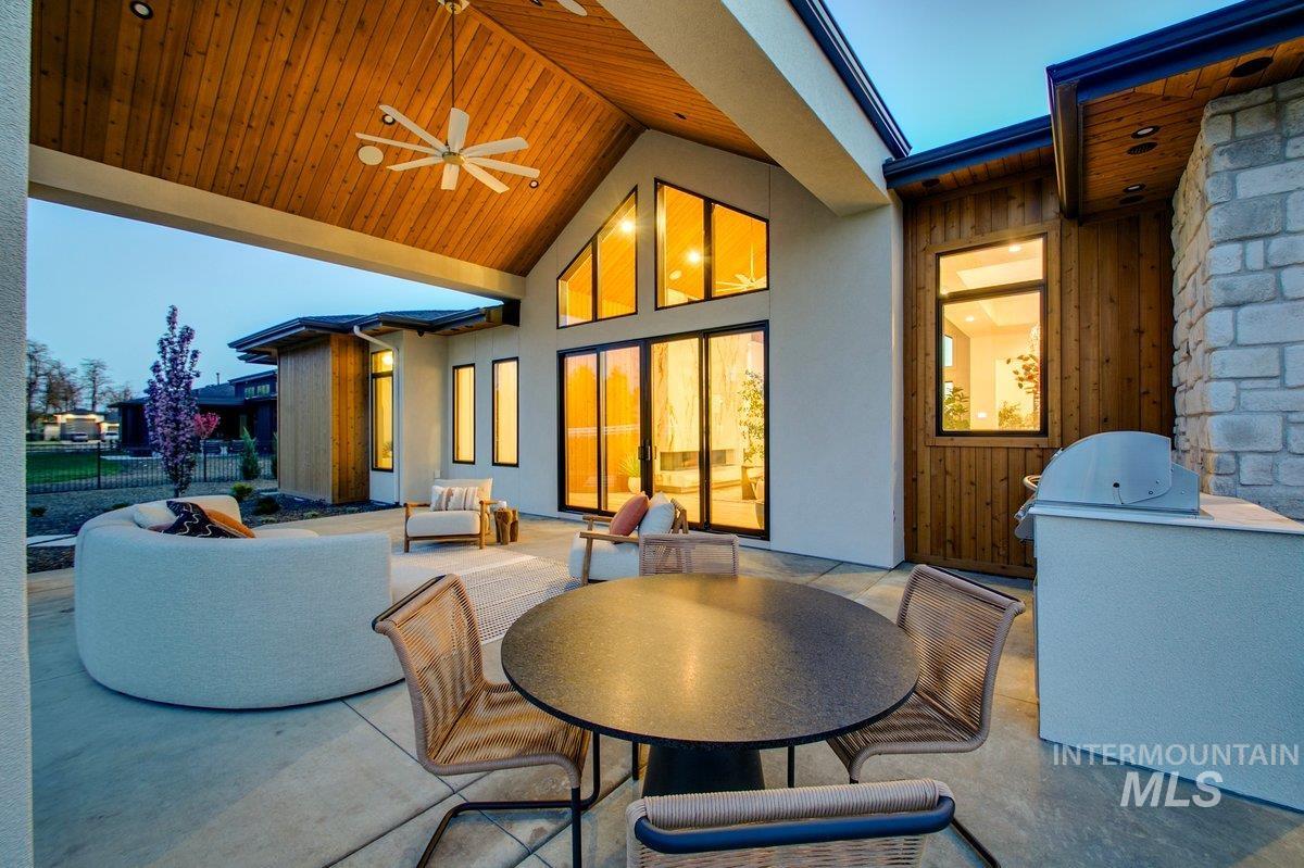 10205 Copperhead Lane, Caldwell, Idaho 83607, 3 Bedrooms, 3 Bathrooms, Residential For Sale, Price $1,395,000, 98965365