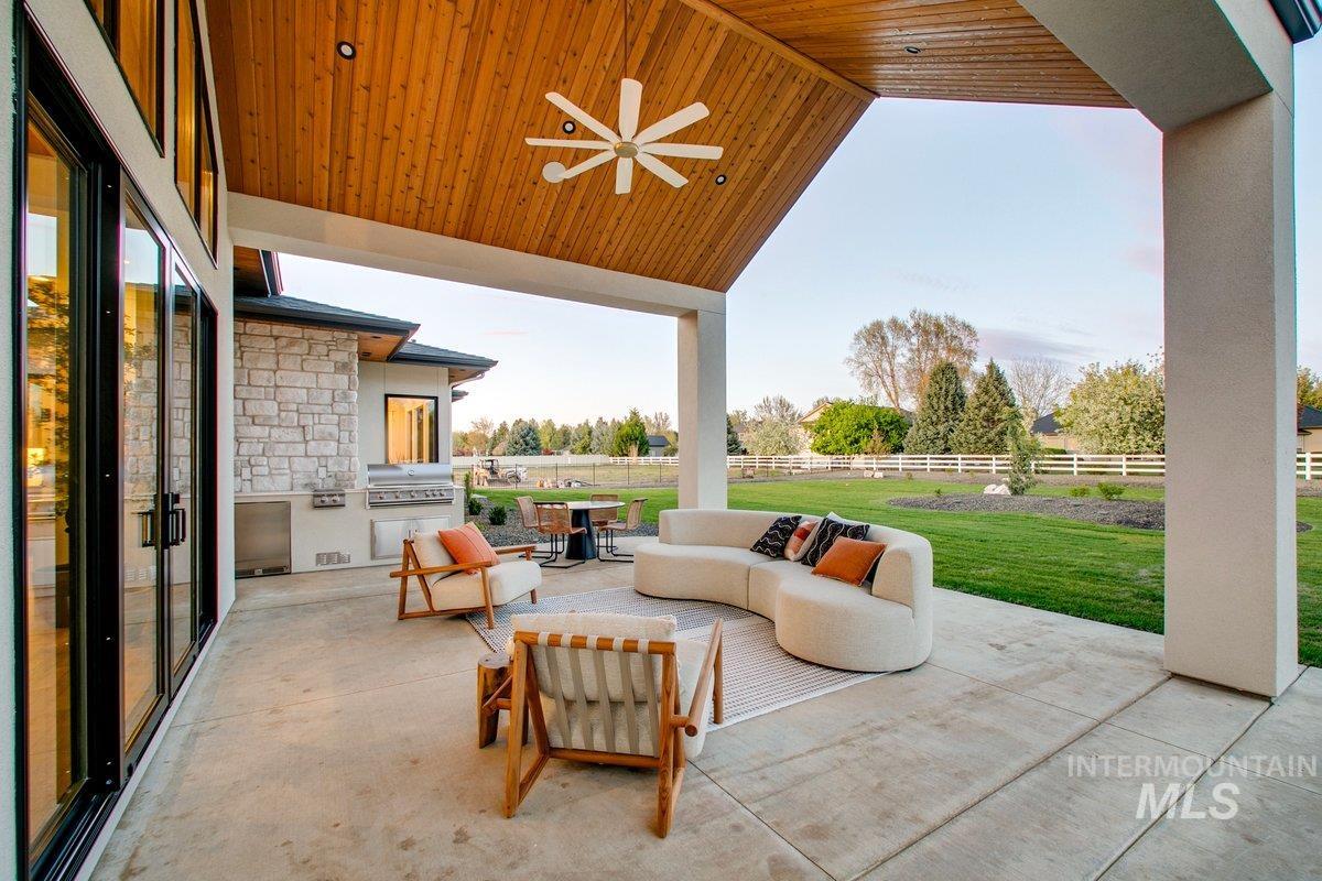 10205 Copperhead Lane, Caldwell, Idaho 83607, 3 Bedrooms, 3 Bathrooms, Residential For Sale, Price $1,395,000, 98965365