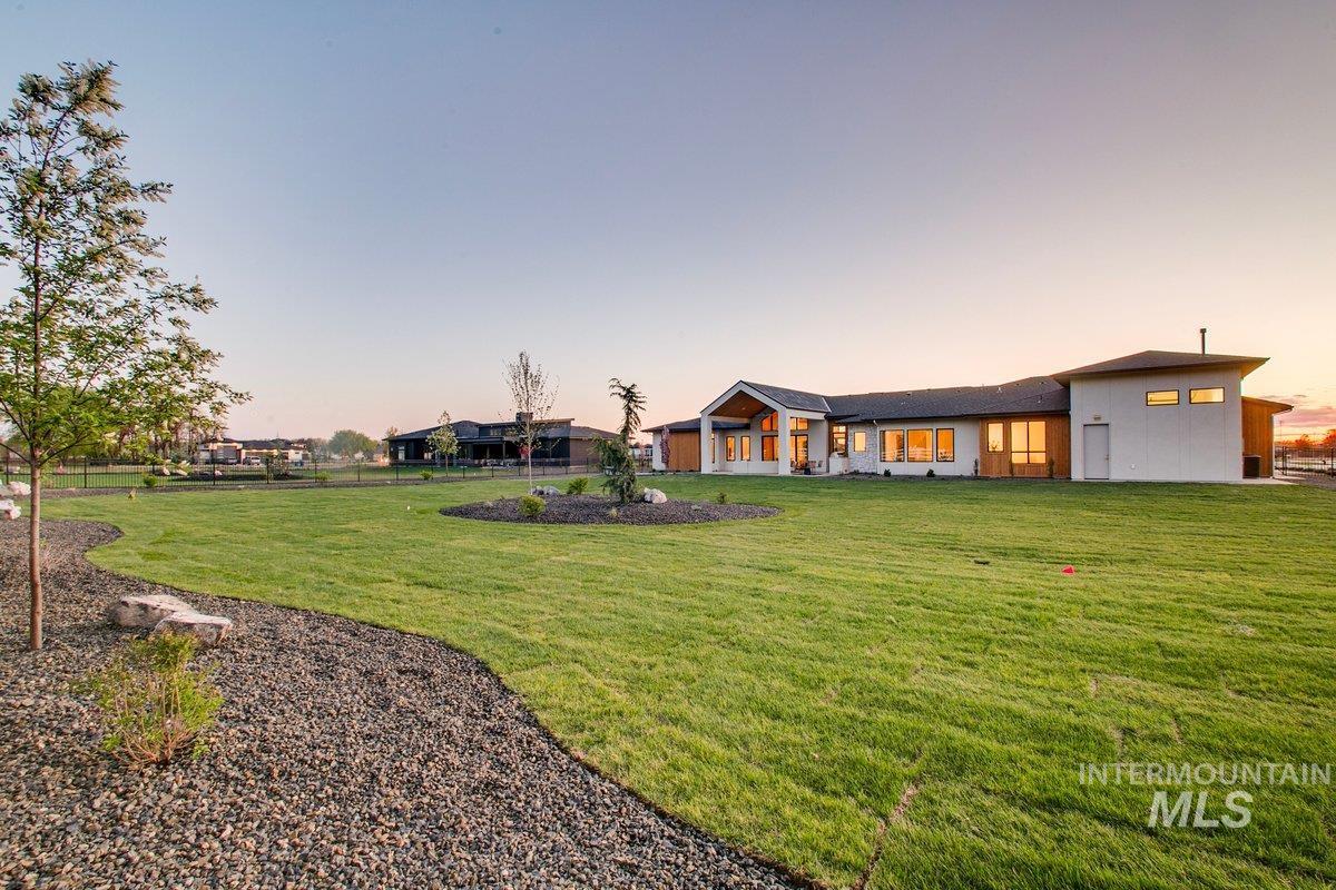 10205 Copperhead Lane, Caldwell, Idaho 83607, 3 Bedrooms, 3 Bathrooms, Residential For Sale, Price $1,395,000, 98965365