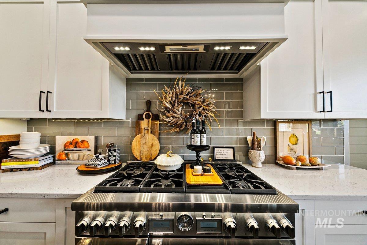 10205 Copperhead Lane, Caldwell, Idaho 83607, 3 Bedrooms, 3 Bathrooms, Residential For Sale, Price $1,395,000, 98965365