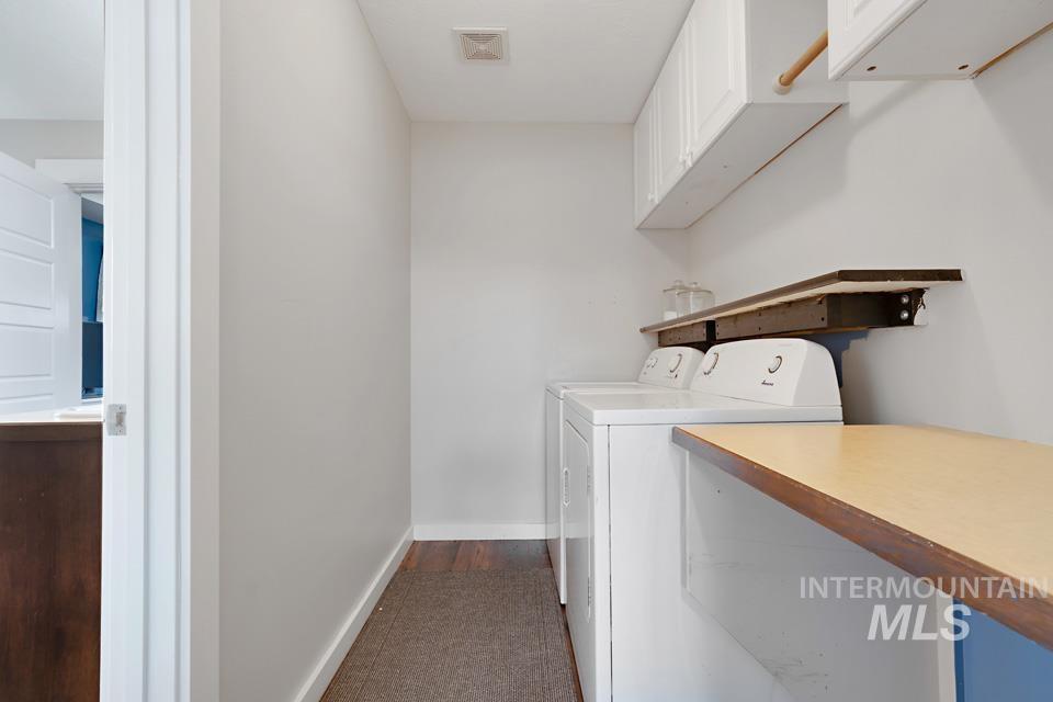 1935 S Sandcrest Way, Nampa, Idaho 83686, 4 Bedrooms, 2.5 Bathrooms, Residential For Sale, Price $479,900,MLS 98965377