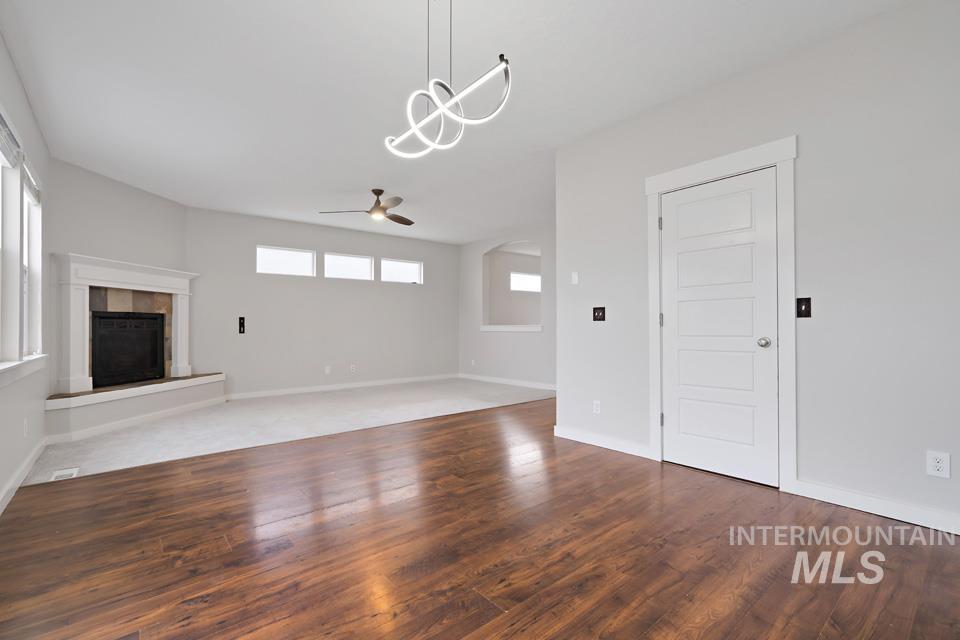 1935 S Sandcrest Way, Nampa, Idaho 83686, 4 Bedrooms, 2.5 Bathrooms, Residential For Sale, Price $479,900, 98965377