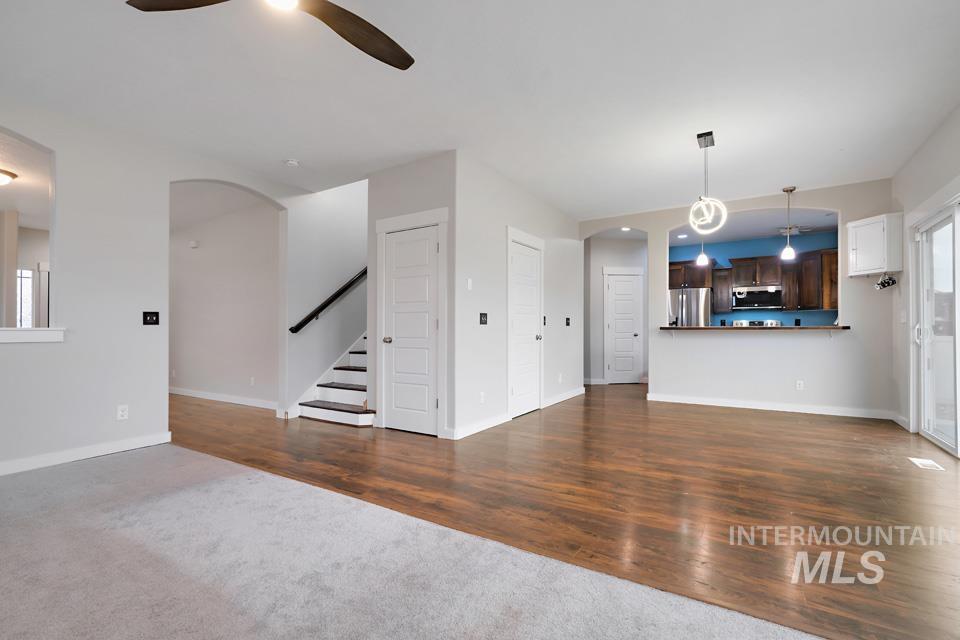 1935 S Sandcrest Way, Nampa, Idaho 83686, 4 Bedrooms, 2.5 Bathrooms, Residential For Sale, Price $479,900,MLS 98965377