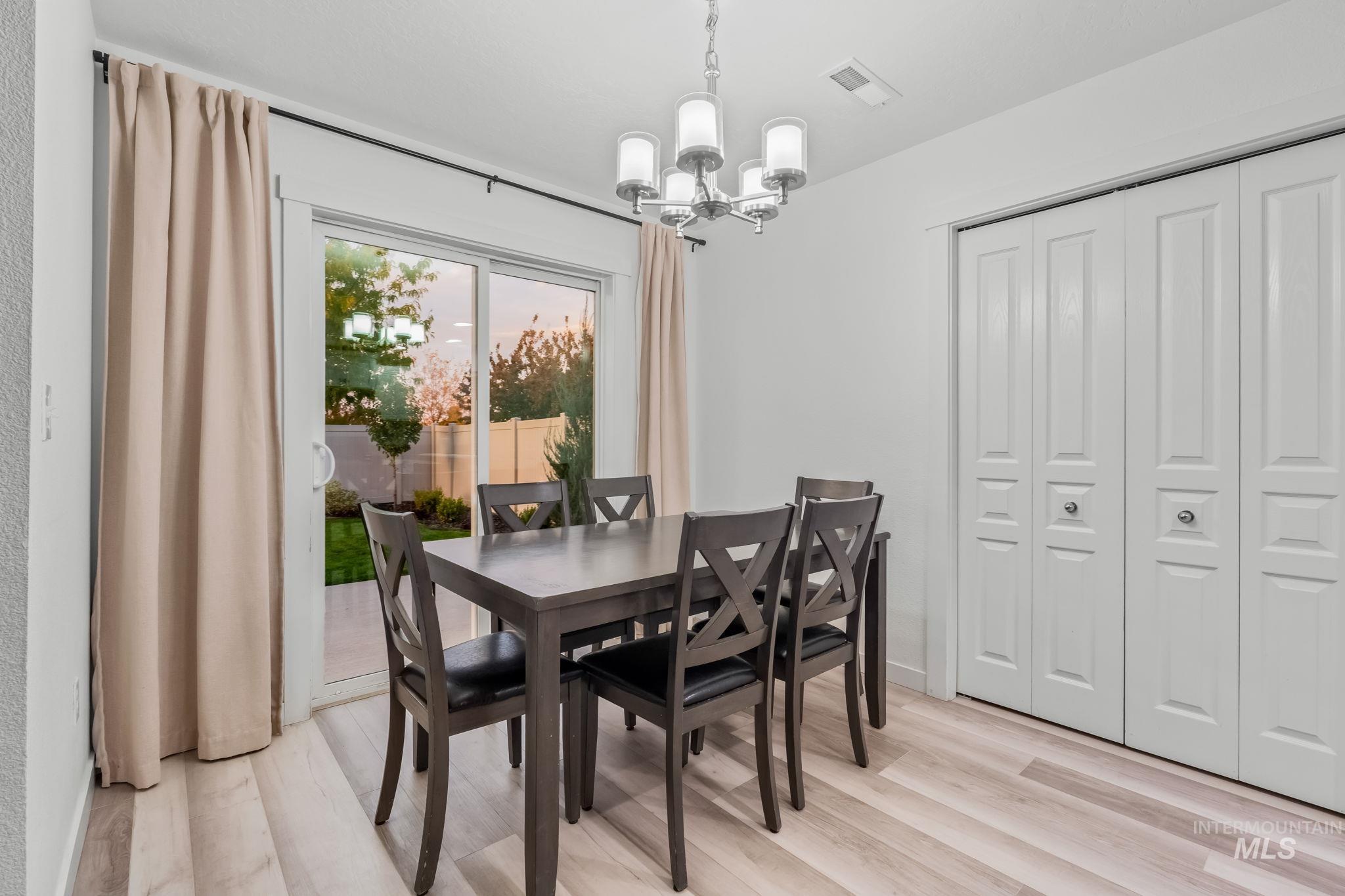 3104 W Pear Apple St, Kuna, Idaho 83634, 4 Bedrooms, 2.5 Bathrooms, Residential For Sale, Price $479,990,MLS 98965379