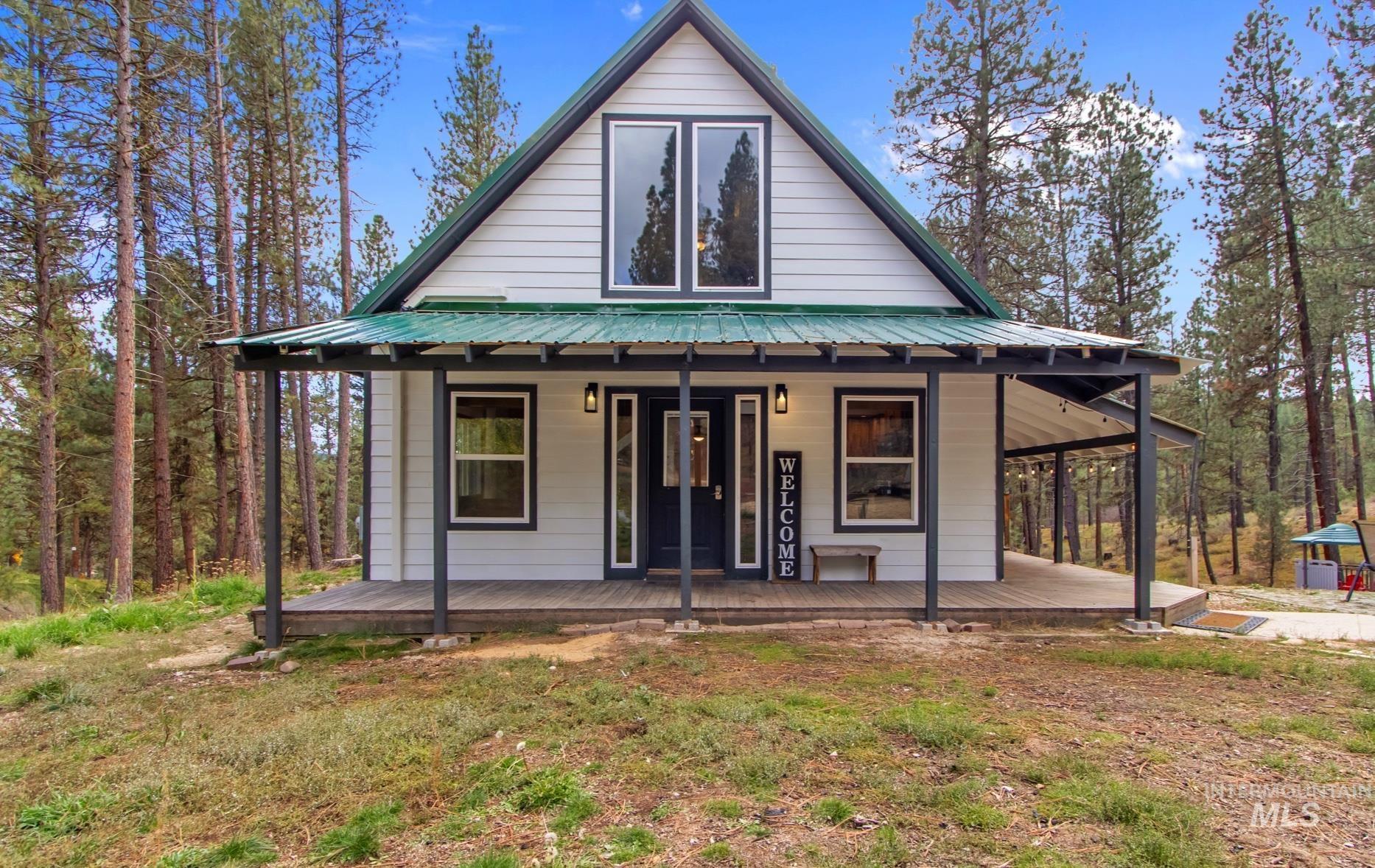 12 N Meadow Creek Rd, Idaho City, Idaho 83631, 3 Bedrooms, 2 Bathrooms, Residential For Sale, Price $504,900,MLS 98965409