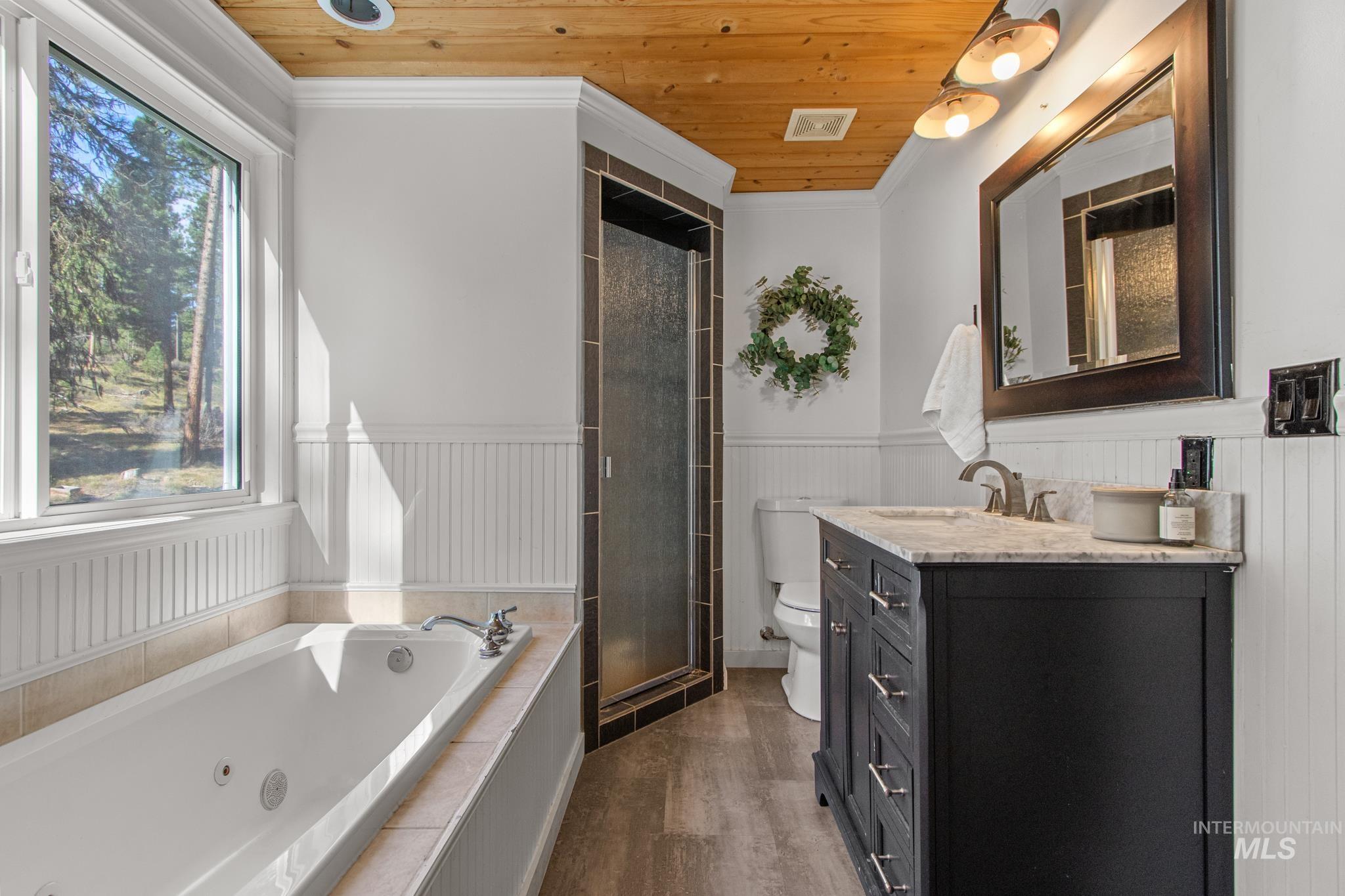 12 N Meadow Creek Rd, Idaho City, Idaho 83631, 3 Bedrooms, 2 Bathrooms, Residential For Sale, Price $504,900,MLS 98965409