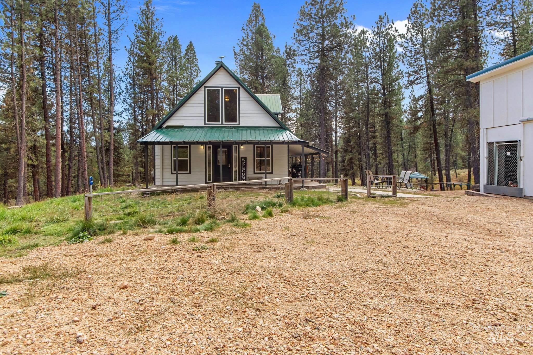 12 N Meadow Creek Rd, Idaho City, Idaho 83631, 3 Bedrooms, 2 Bathrooms, Residential For Sale, Price $504,900,MLS 98965409