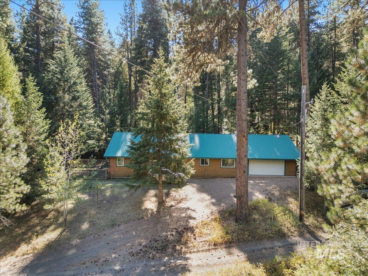 4035 Granite View Road, New Meadows, Idaho 83654, 3 Bedrooms, 2 Bathrooms, Residential For Sale, Price $550,000,MLS 98965412