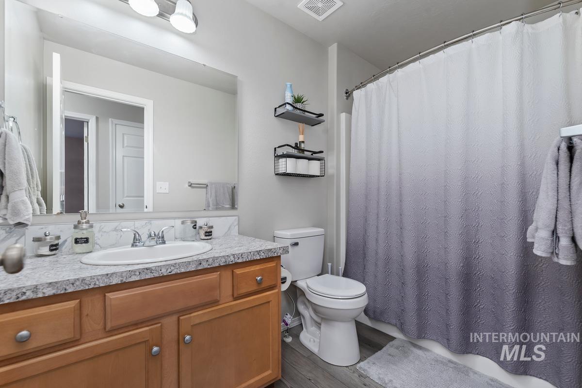 2500 SW Burleywood Path, Kuna, Idaho 83634, 3 Bedrooms, 2 Bathrooms, Residential For Sale, Price $430,000,MLS 98965429