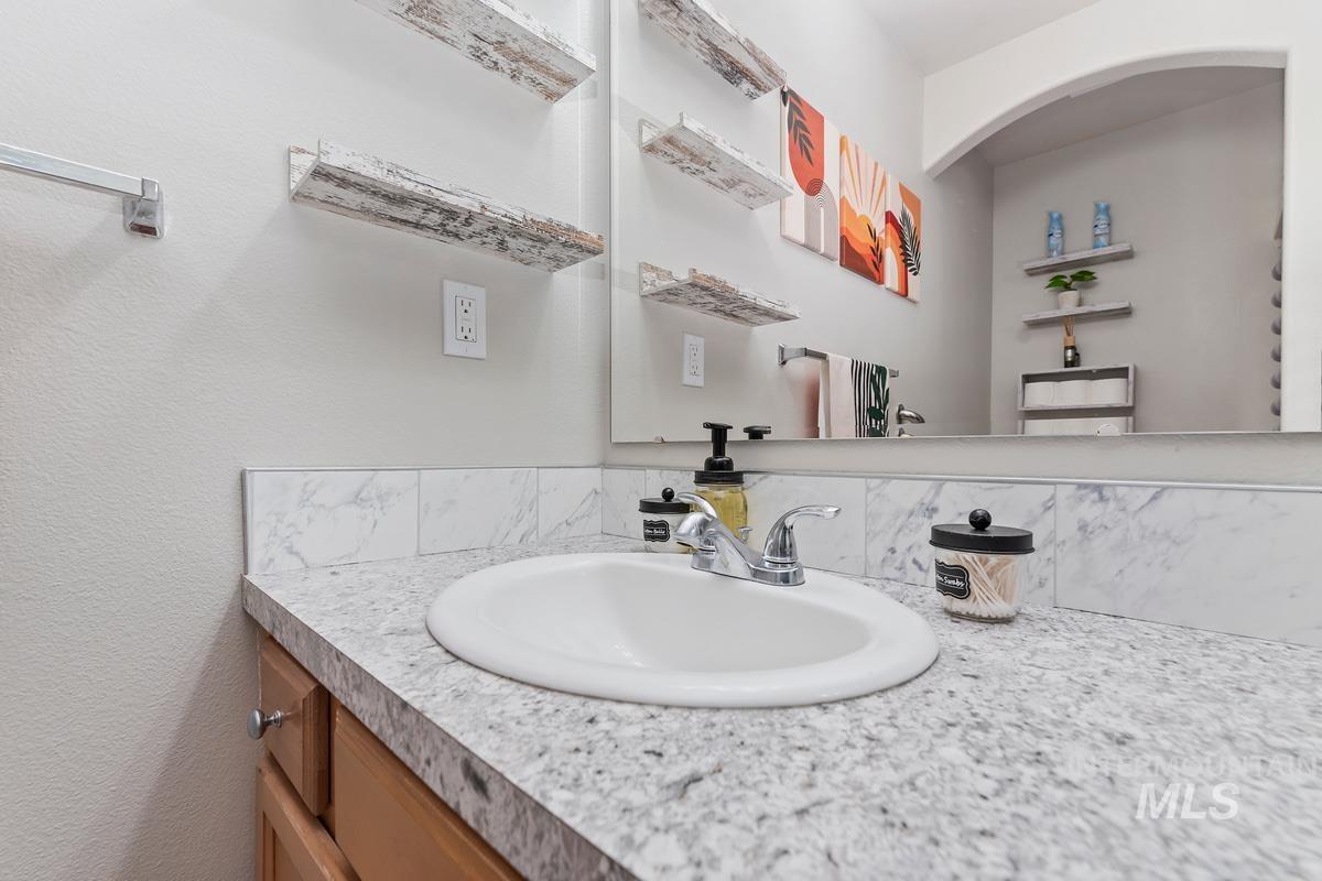 2500 SW Burleywood Path, Kuna, Idaho 83634, 3 Bedrooms, 2 Bathrooms, Residential For Sale, Price $430,000,MLS 98965429