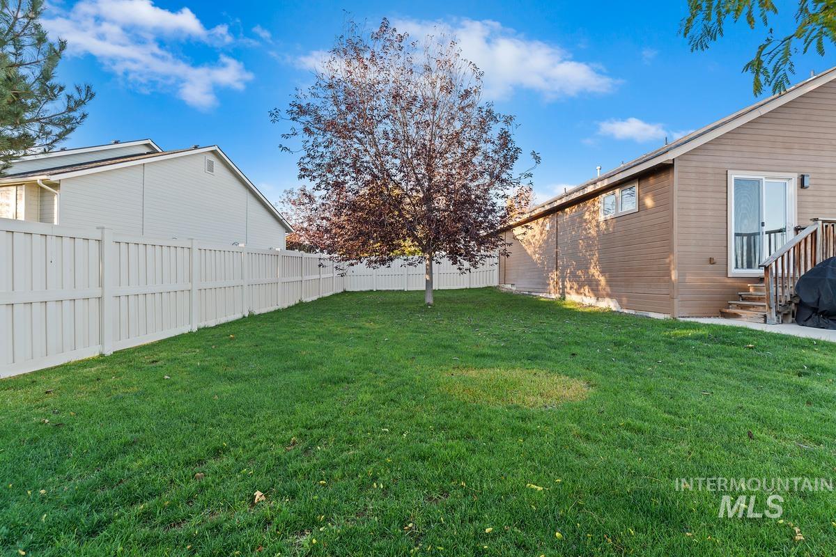 2500 SW Burleywood Path, Kuna, Idaho 83634, 3 Bedrooms, 2 Bathrooms, Residential For Sale, Price $430,000,MLS 98965429