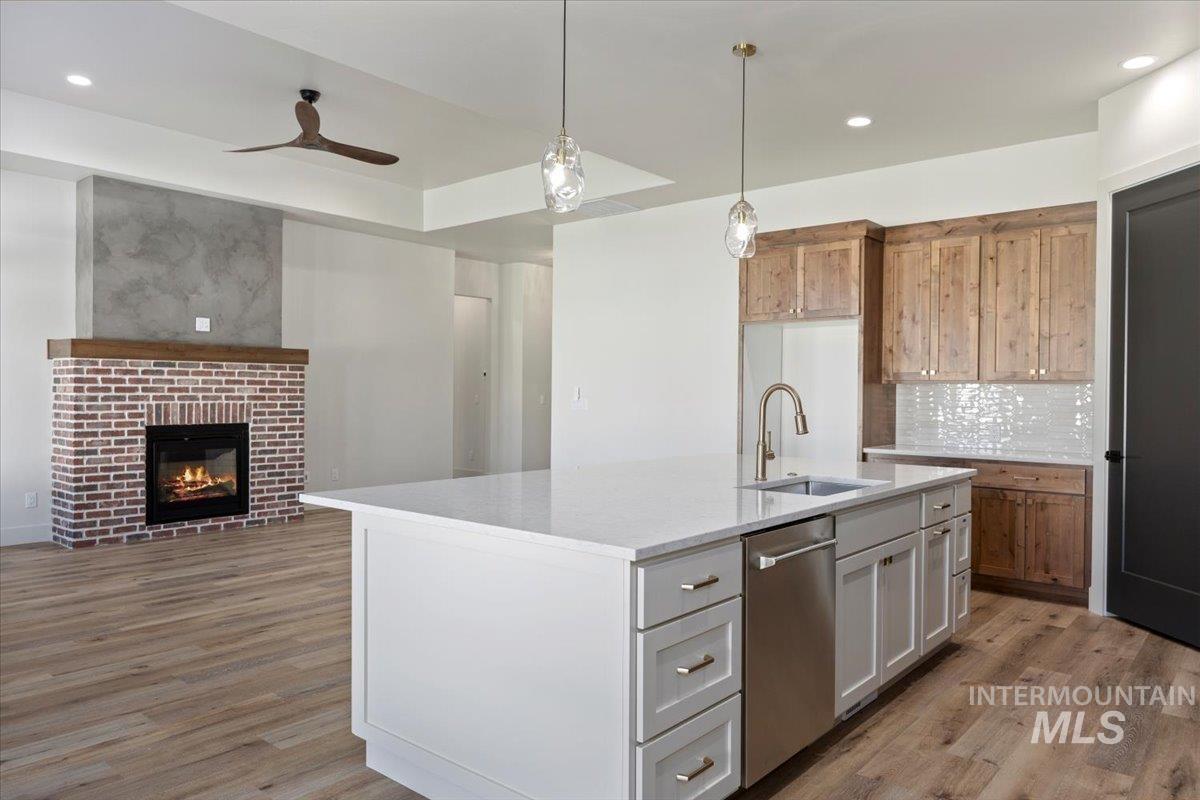 548 Falling Leaf Lane, Twin Falls, Idaho 83301, 3 Bedrooms, 2 Bathrooms, Residential For Sale, Price $540,000, 98965445