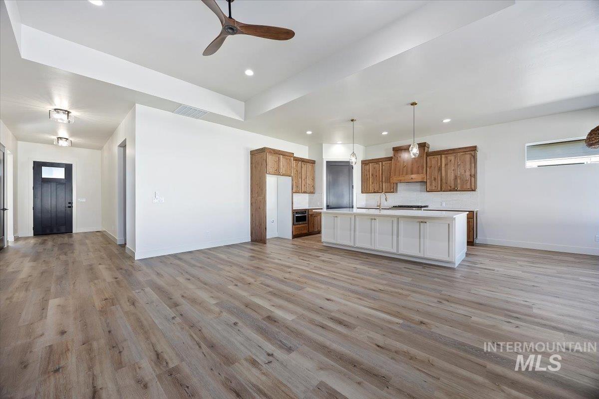 548 Falling Leaf Lane, Twin Falls, Idaho 83301, 3 Bedrooms, 2 Bathrooms, Residential For Sale, Price $540,000, 98965445