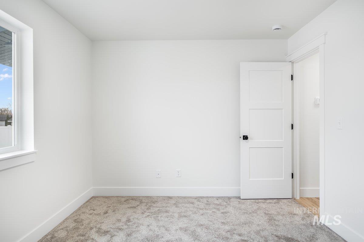 1003 E 23rd Ave., Jerome, Idaho 83338, 4 Bedrooms, 2 Bathrooms, Residential For Sale, Price $379,900, 98965455