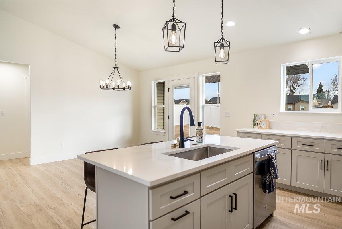 1003 E 23rd Ave., Jerome, Idaho 83338, 4 Bedrooms, 2 Bathrooms, Residential For Sale, Price $379,900, 98965455