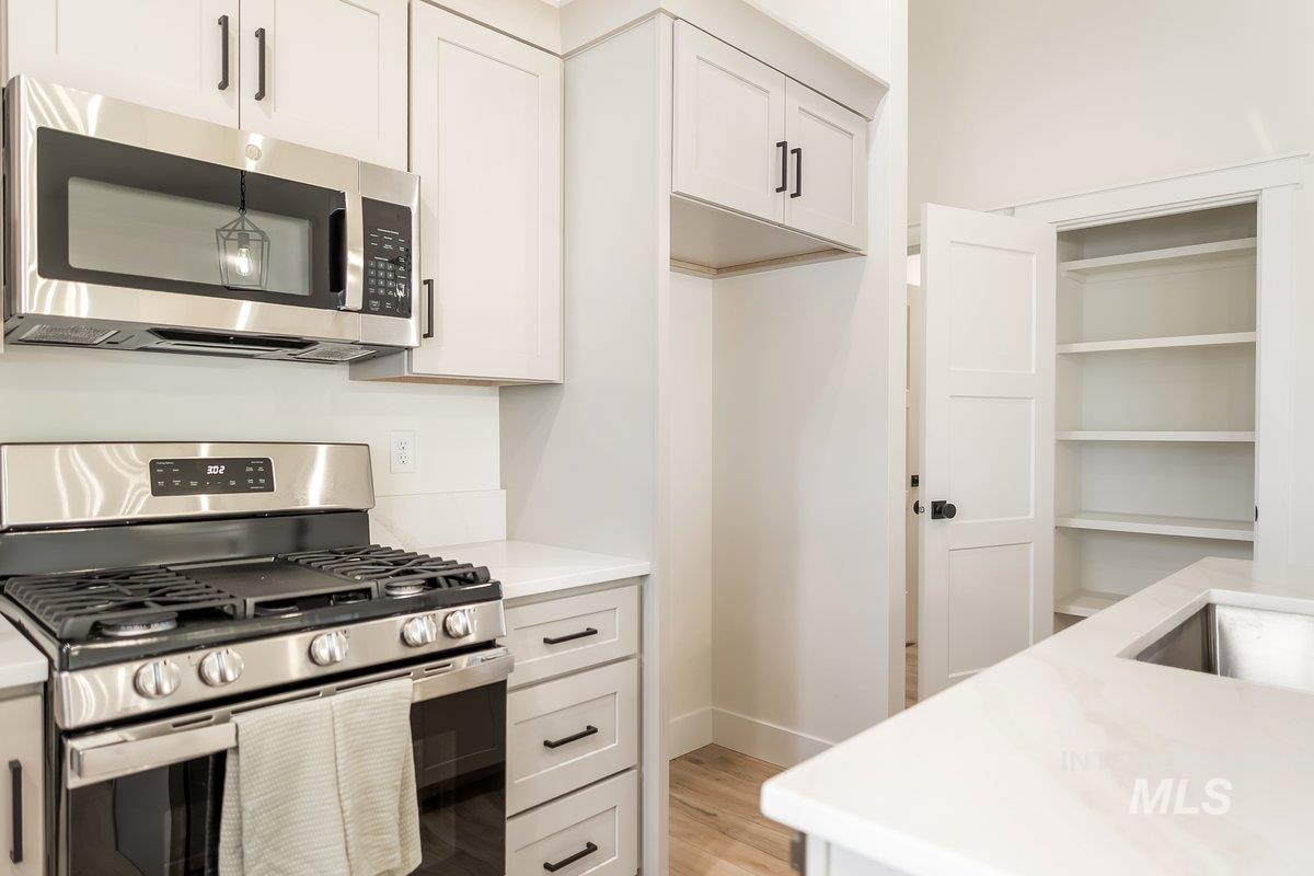 1003 E 23rd Ave., Jerome, Idaho 83338, 4 Bedrooms, 2 Bathrooms, Residential For Sale, Price $379,900, 98965455