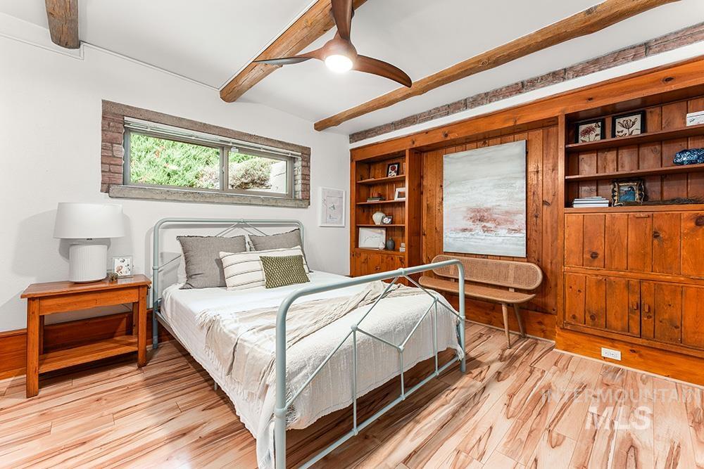 4480 N Kitsap Way, Boise, Idaho 83703, 2 Bedrooms, 1 Bathroom, Residential Income For Sale, Price $950,000, 98965464