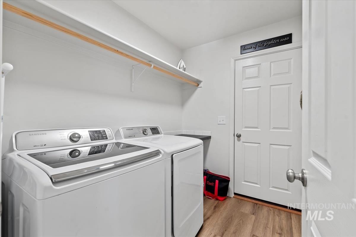 1025 SW Sparrow Pl, Mountain Home, Idaho 83647, 4 Bedrooms, 2 Bathrooms, Residential For Sale, Price $394,500,MLS 98965485