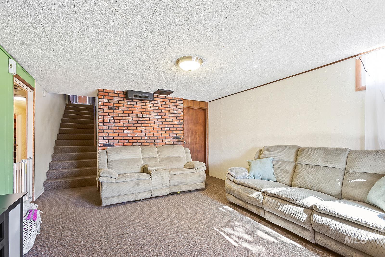 1017 16th Ave, Lewiston, Idaho 83501, 3 Bedrooms, 2 Bathrooms, Residential For Sale, Price $325,000,MLS 98965488