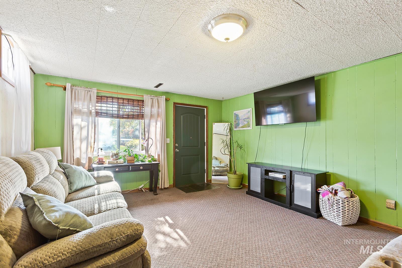 1017 16th Ave, Lewiston, Idaho 83501, 3 Bedrooms, 2 Bathrooms, Residential For Sale, Price $325,000,MLS 98965488