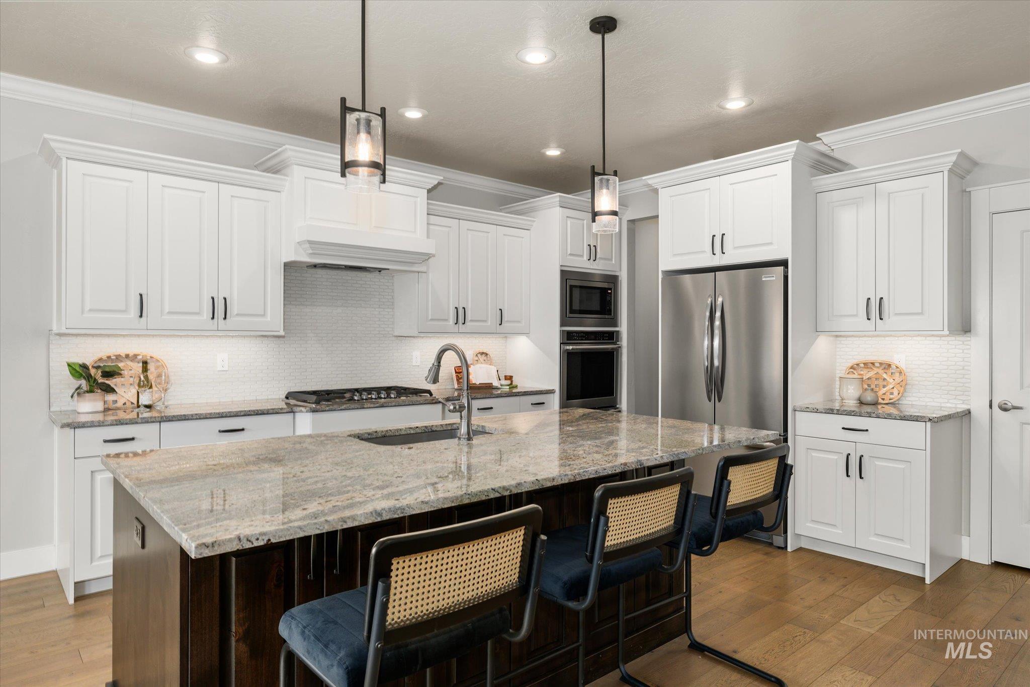 801 E Crest Ridge Dr, Meridian, Idaho 83642, 4 Bedrooms, 3 Bathrooms, Residential For Sale, Price $675,000,MLS 98965509