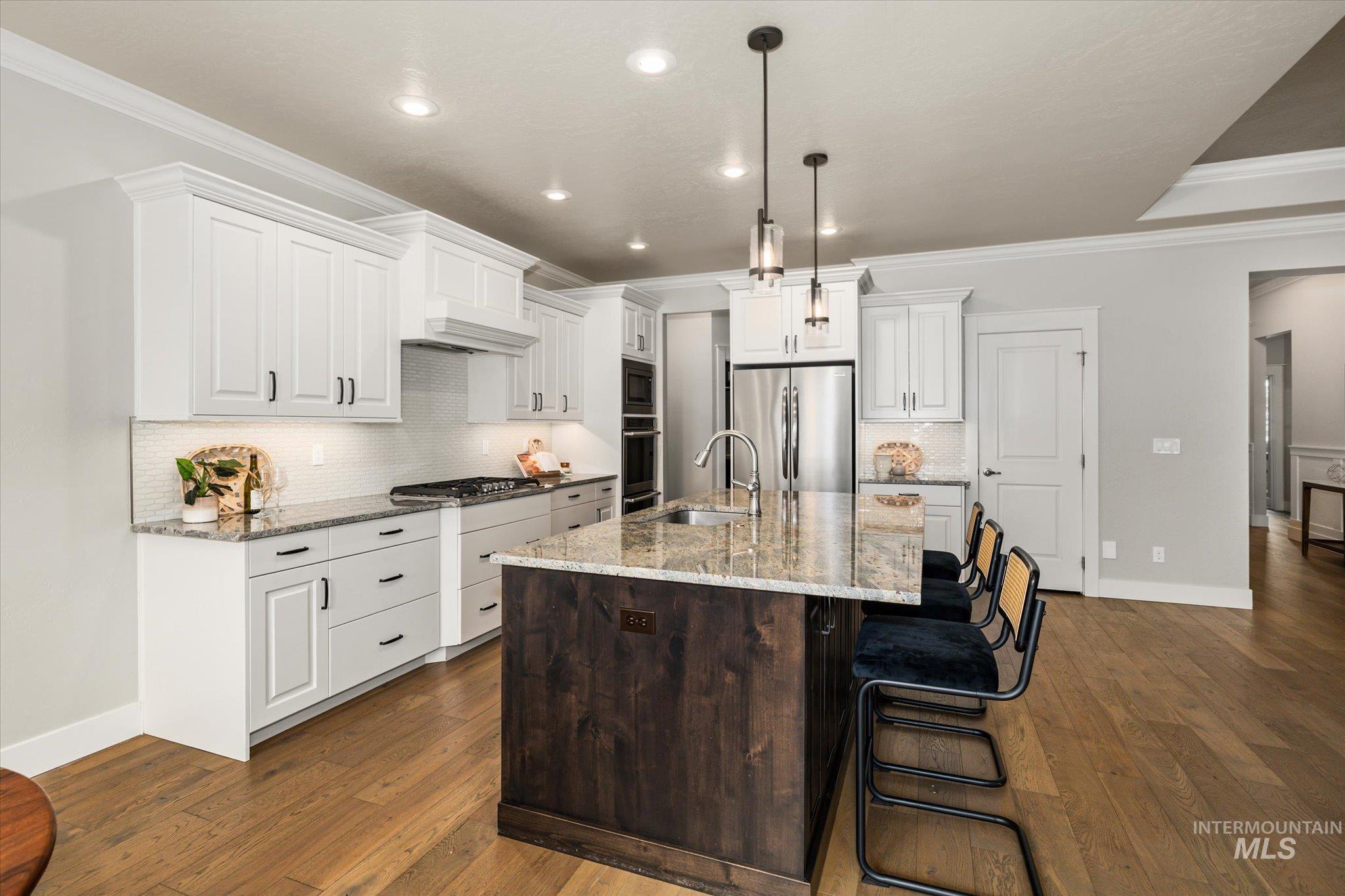 801 E Crest Ridge Dr, Meridian, Idaho 83642, 4 Bedrooms, 3 Bathrooms, Residential For Sale, Price $675,000,MLS 98965509