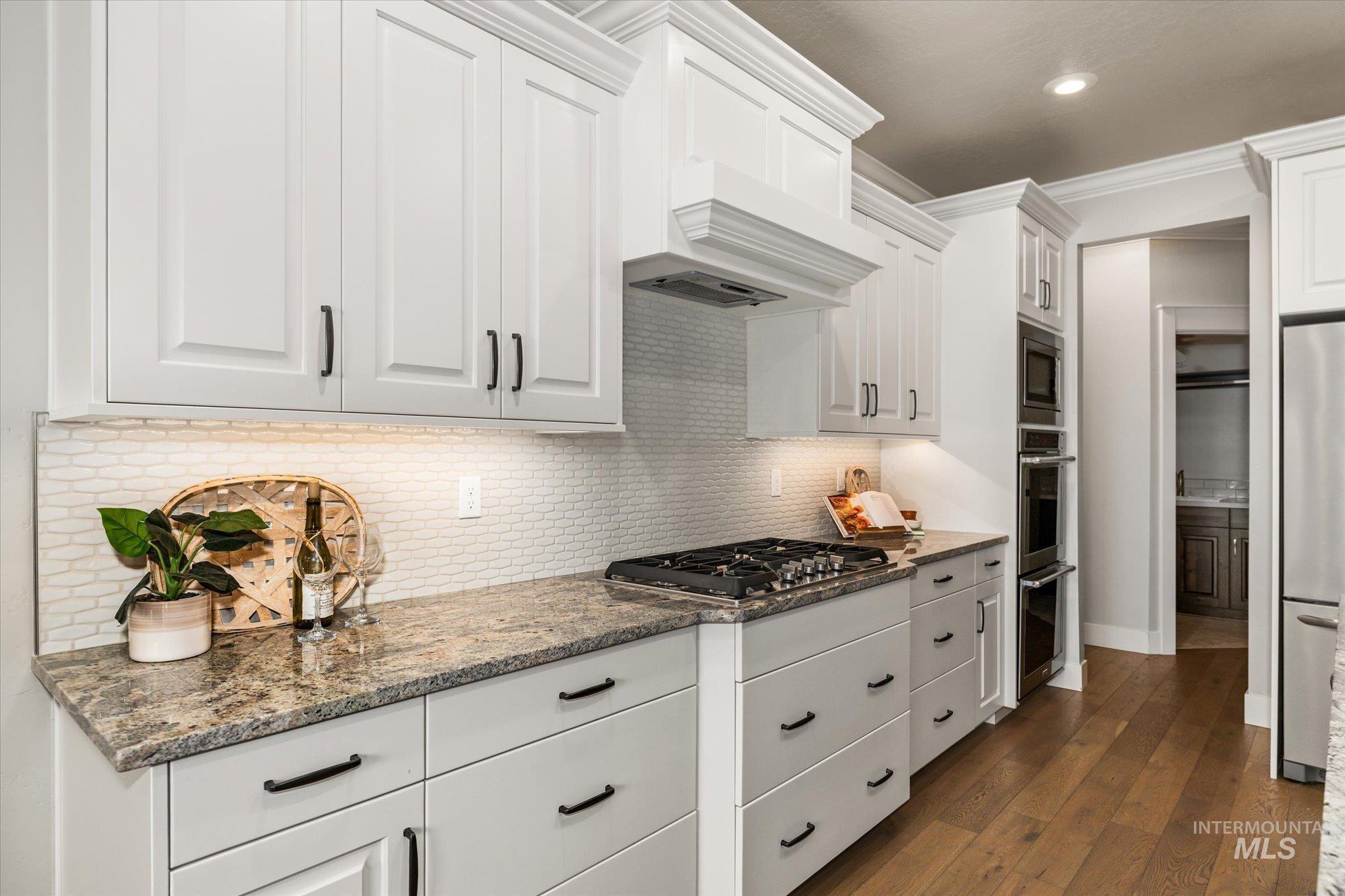 801 E Crest Ridge Dr, Meridian, Idaho 83642, 4 Bedrooms, 3 Bathrooms, Residential For Sale, Price $675,000,MLS 98965509