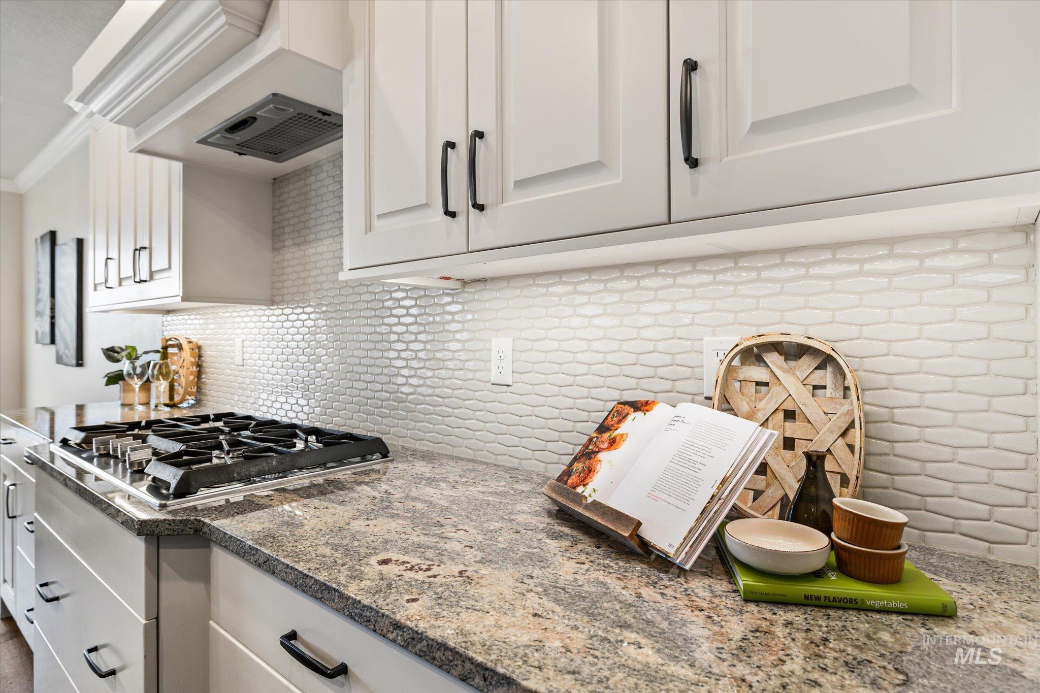 801 E Crest Ridge Dr, Meridian, Idaho 83642, 4 Bedrooms, 3 Bathrooms, Residential For Sale, Price $675,000,MLS 98965509