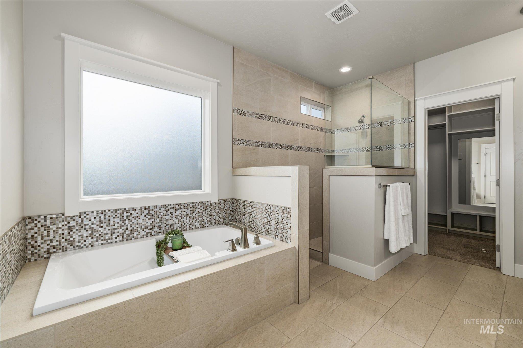 801 E Crest Ridge Dr, Meridian, Idaho 83642, 4 Bedrooms, 3 Bathrooms, Residential For Sale, Price $675,000,MLS 98965509