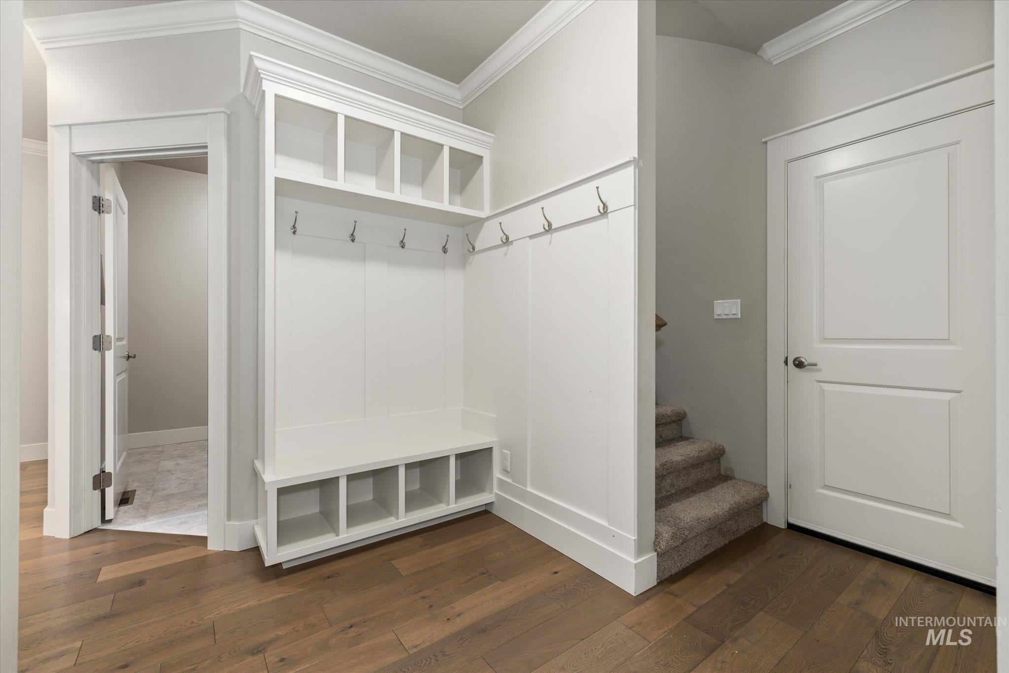 801 E Crest Ridge Dr, Meridian, Idaho 83642, 4 Bedrooms, 3 Bathrooms, Residential For Sale, Price $675,000,MLS 98965509