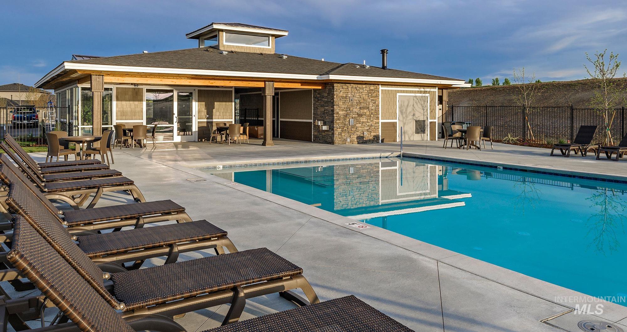 801 E Crest Ridge Dr, Meridian, Idaho 83642, 4 Bedrooms, 3 Bathrooms, Residential For Sale, Price $675,000,MLS 98965509