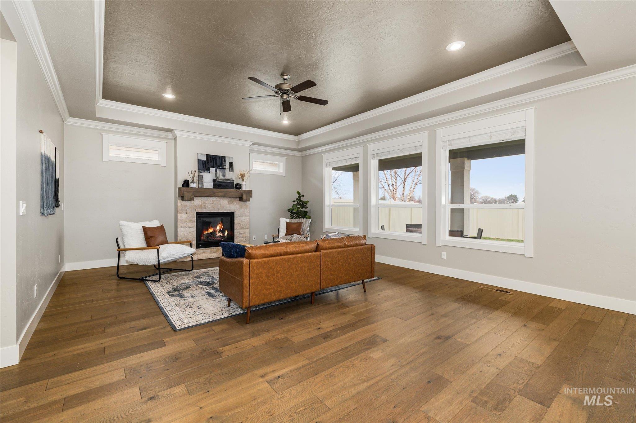 801 E Crest Ridge Dr, Meridian, Idaho 83642, 4 Bedrooms, 3 Bathrooms, Residential For Sale, Price $675,000,MLS 98965509