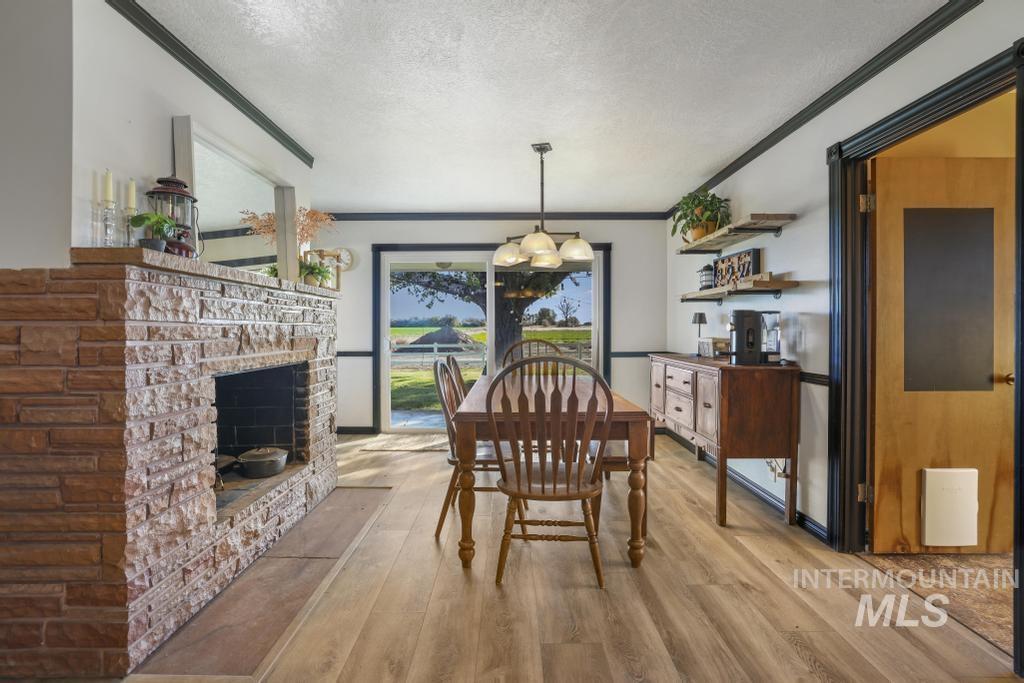 3648 N. 2800 E., Twin Falls, Idaho 83301, 4 Bedrooms, 3 Bathrooms, Residential For Sale, Price $485,000,MLS 98965518