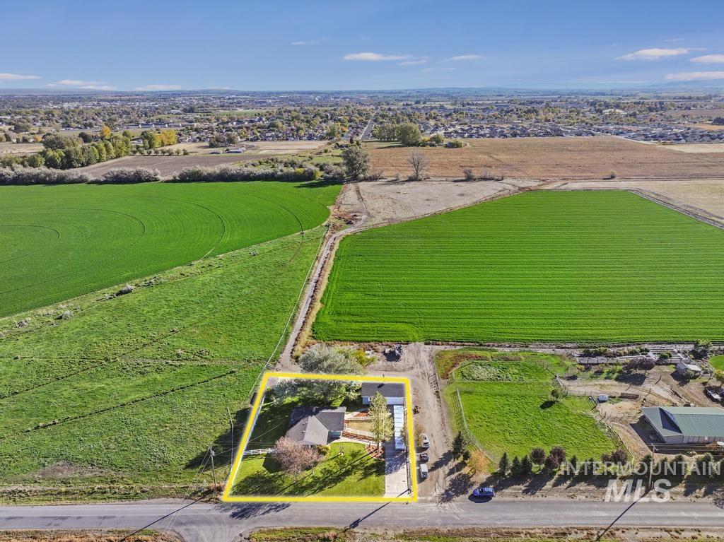 3648 N. 2800 E., Twin Falls, Idaho 83301, 4 Bedrooms, 3 Bathrooms, Residential For Sale, Price $485,000,MLS 98965518