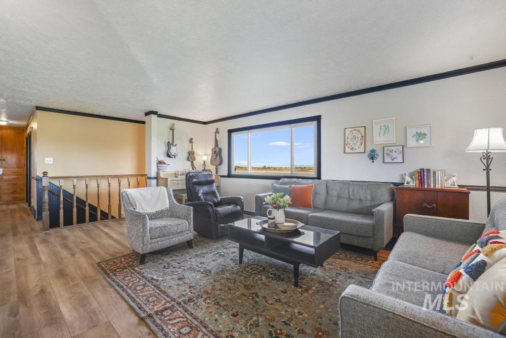 3648 N. 2800 E., Twin Falls, Idaho 83301, 4 Bedrooms, 3 Bathrooms, Residential For Sale, Price $485,000,MLS 98965518