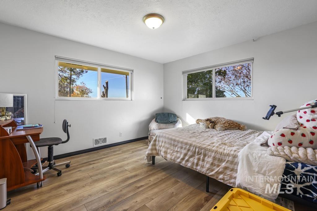 3648 N. 2800 E., Twin Falls, Idaho 83301, 4 Bedrooms, 3 Bathrooms, Residential For Sale, Price $485,000,MLS 98965518