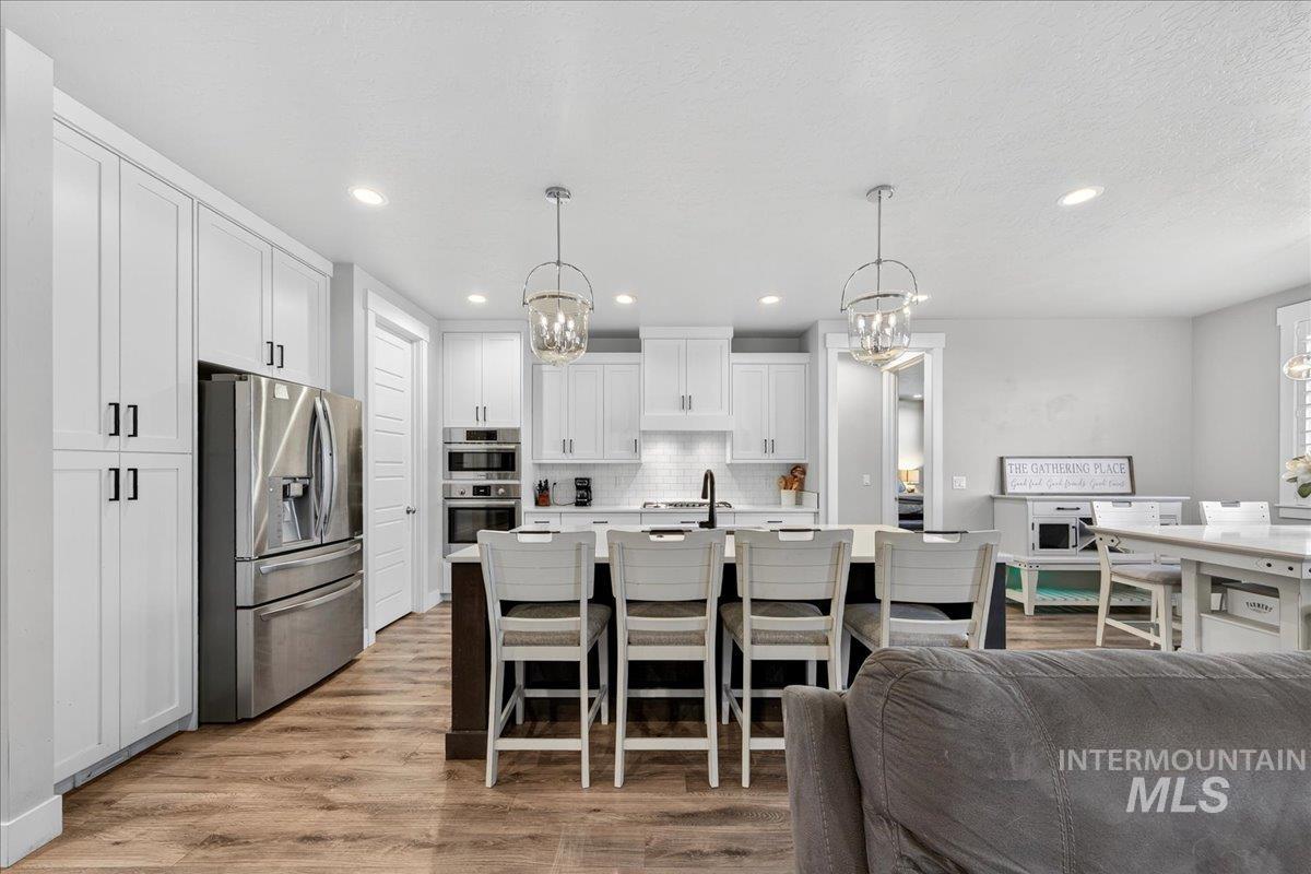 4282 W Silver River St, Meridian, Idaho 83646-7027, 3 Bedrooms, 2.5 Bathrooms, Residential For Sale, Price $589,999,MLS 98965531