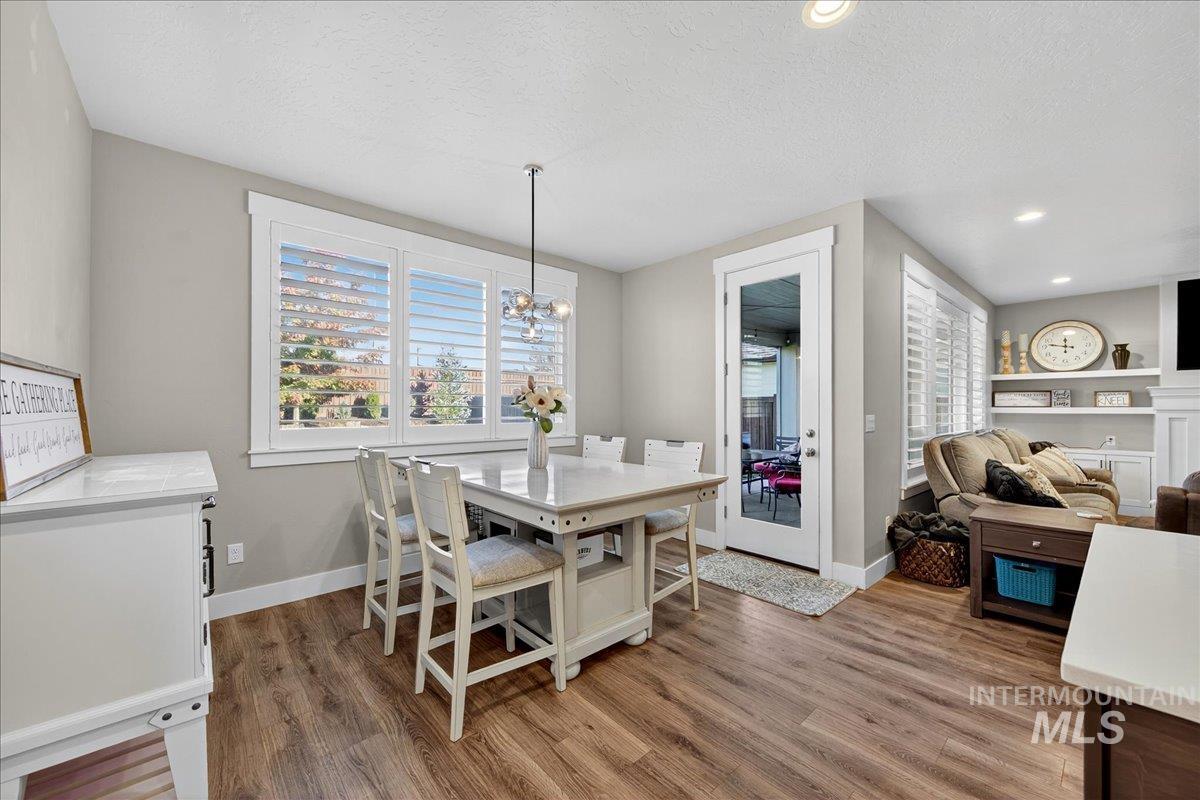4282 W Silver River St, Meridian, Idaho 83646-7027, 3 Bedrooms, 2.5 Bathrooms, Residential For Sale, Price $589,999,MLS 98965531