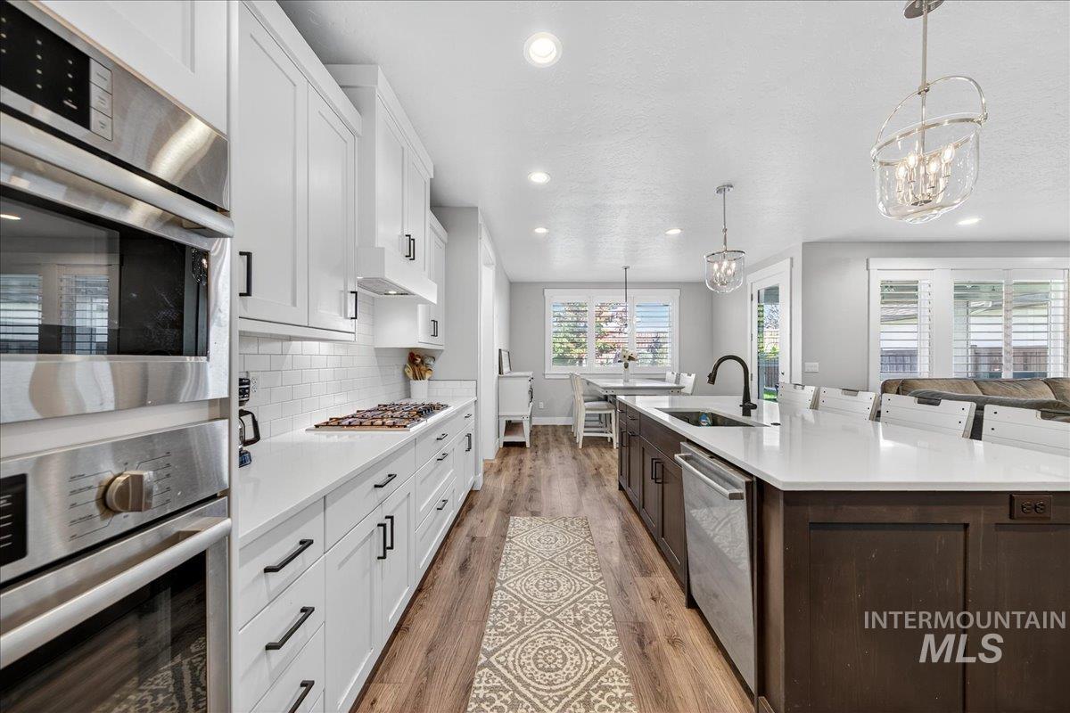 4282 W Silver River St, Meridian, Idaho 83646-7027, 3 Bedrooms, 2.5 Bathrooms, Residential For Sale, Price $619,999,MLS 98965531