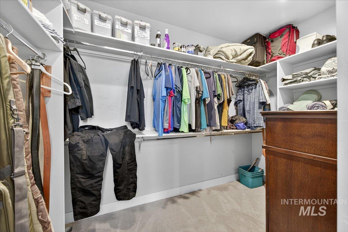 4282 W Silver River St, Meridian, Idaho 83646-7027, 3 Bedrooms, 2.5 Bathrooms, Residential For Sale, Price $619,999,MLS 98965531