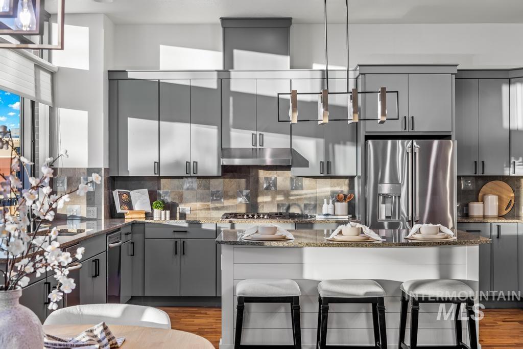 1112 W Main Street, Boise, Idaho 83702-5113, 2 Bedrooms, 2 Bathrooms, Residential For Sale, Price $1,199,900,MLS 98965534