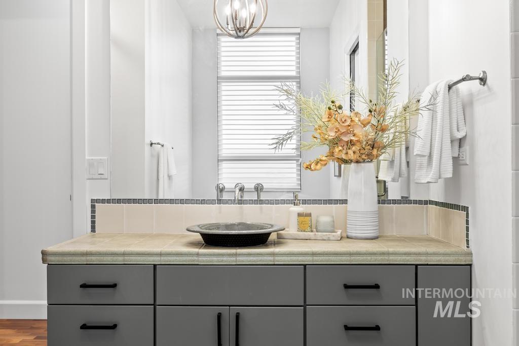 1112 W Main Street, Boise, Idaho 83702-5113, 2 Bedrooms, 2 Bathrooms, Residential For Sale, Price $1,199,900,MLS 98965534