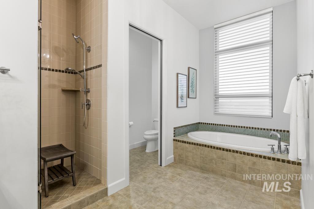 1112 W Main Street, Boise, Idaho 83702-5113, 2 Bedrooms, 2 Bathrooms, Residential For Sale, Price $1,199,900,MLS 98965534