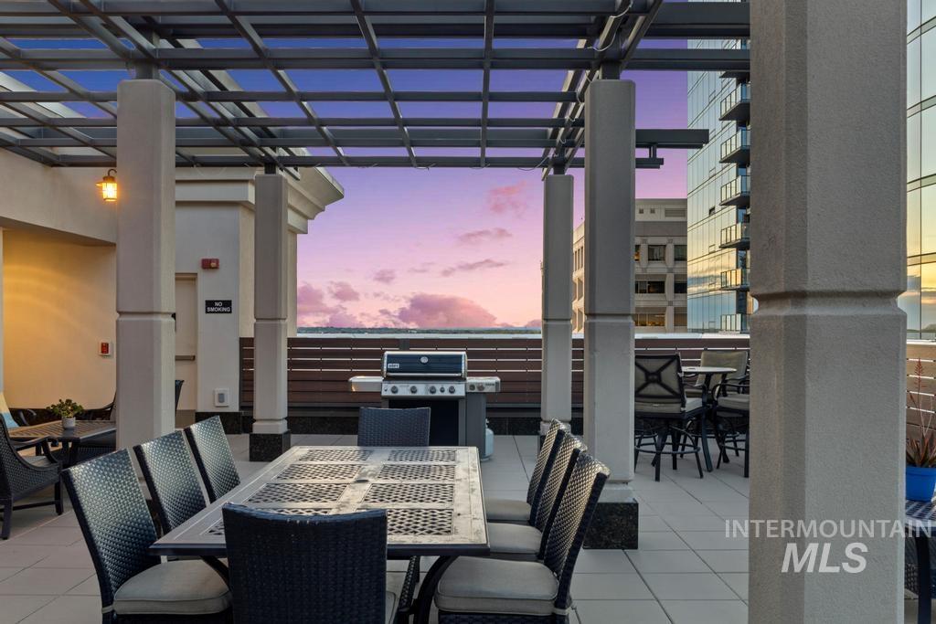 1112 W Main Street, Boise, Idaho 83702-5113, 2 Bedrooms, 2 Bathrooms, Residential For Sale, Price $1,199,900,MLS 98965534