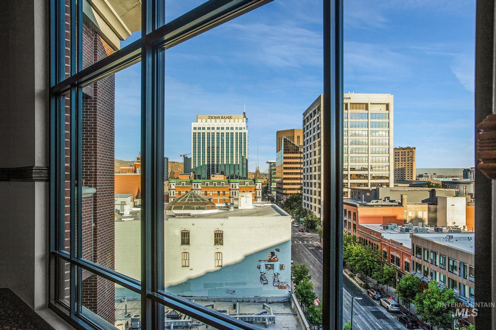 1112 W Main Street, Boise, Idaho 83702-5113, 2 Bedrooms, 2 Bathrooms, Residential For Sale, Price $1,199,900,MLS 98965534