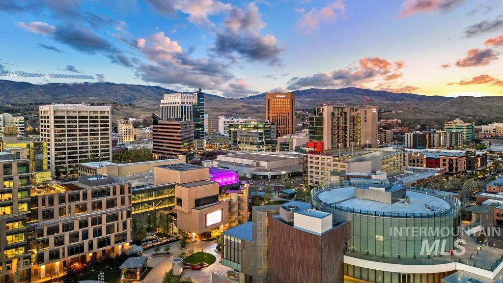 1112 W Main Street, Boise, Idaho 83702-5113, 2 Bedrooms, 2 Bathrooms, Residential For Sale, Price $1,199,900,MLS 98965534