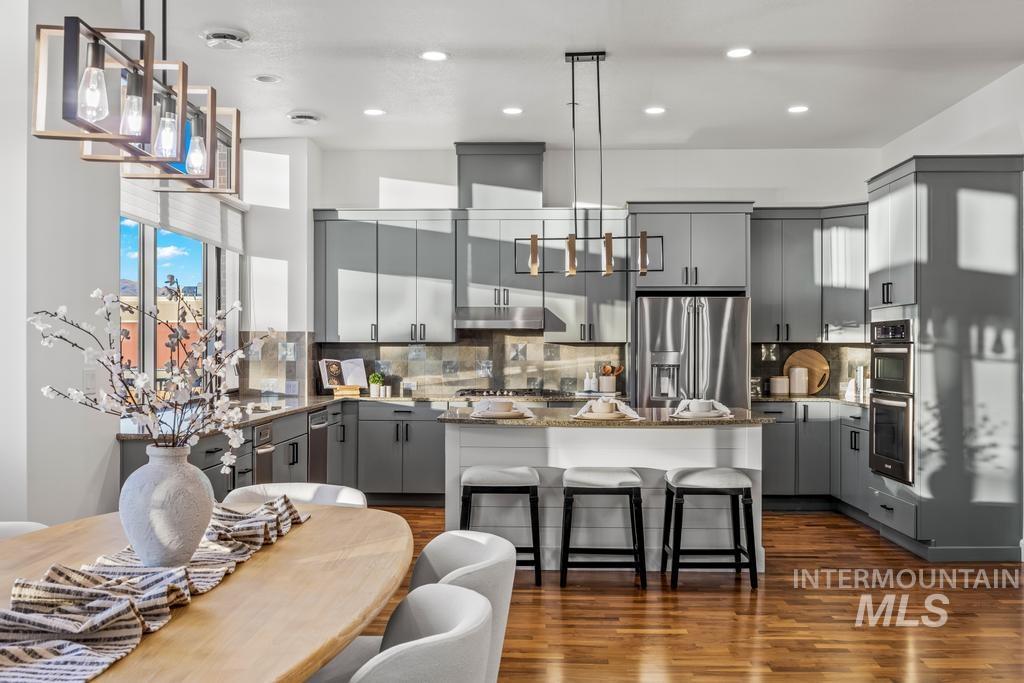 1112 W Main Street, Boise, Idaho 83702-5113, 2 Bedrooms, 2 Bathrooms, Residential For Sale, Price $1,199,900,MLS 98965534